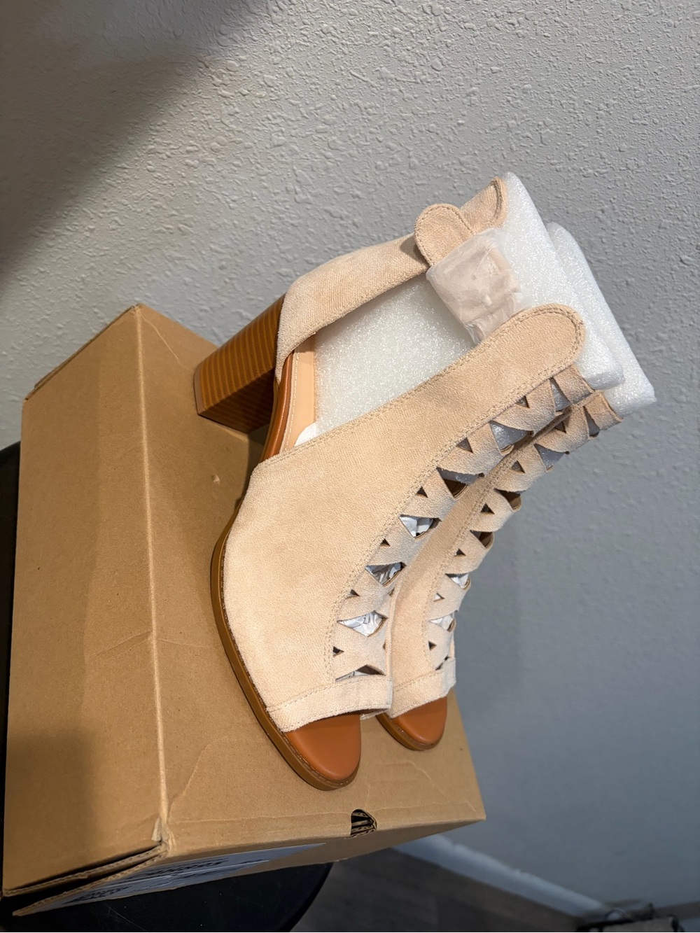 Women’s Tan Suede Peep-Toe Cutout Block Heel Boots